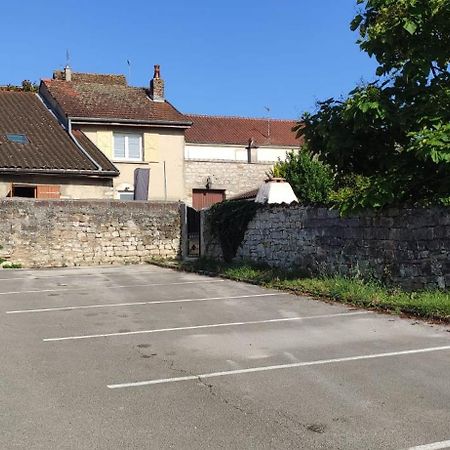 Maison De Charme Avec Jardin Cousance Buitenkant foto